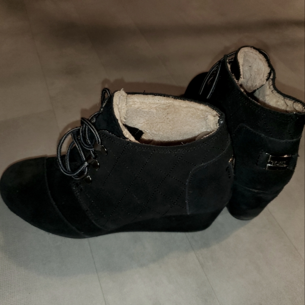Tom's Desert Wedge